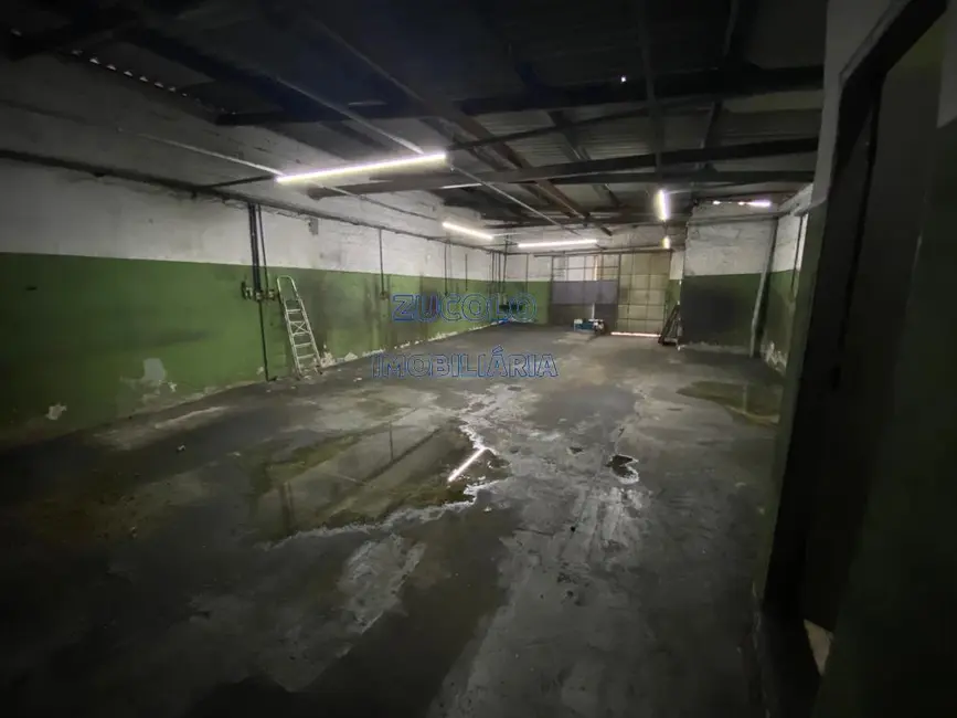 Foto 6 de Armazém / Galpão para alugar, 200m2 em Vila Nogueira, Diadema - SP