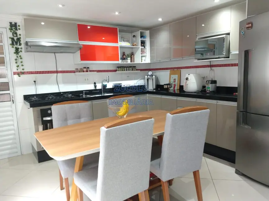 Sobrado com 2 quartos à venda, 153m2 em Conjunto Residencial Sitio Oratório, São Paulo - SP - imagem 5 Foto 5 de Sobrado com 2 quartos à venda, 153m2 em Conjunto Residencial Sitio Oratório, São Paulo - SP