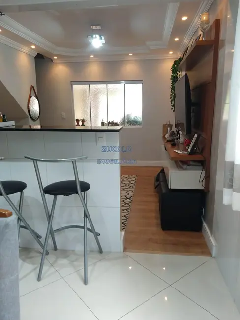 Sobrado com 2 quartos à venda, 153m2 em Conjunto Residencial Sitio Oratório, São Paulo - SP - imagem 4 Foto 4 de Sobrado com 2 quartos à venda, 153m2 em Conjunto Residencial Sitio Oratório, São Paulo - SP
