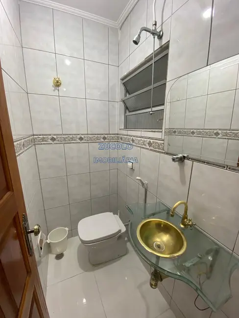 Foto 3 de Sobrado com 7 quartos para alugar, 200m2 em Anchieta, Sao Bernardo Do Campo - SP