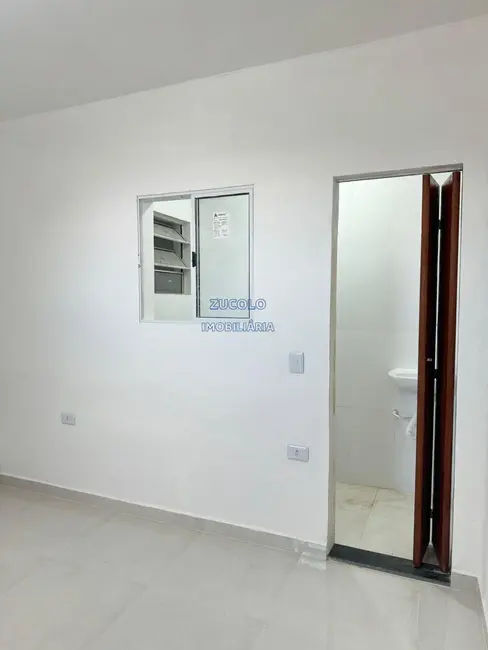 Foto 8 de Casa com 1 quarto para alugar, 50m2 em Jardim Cristiane, Santo Andre - SP