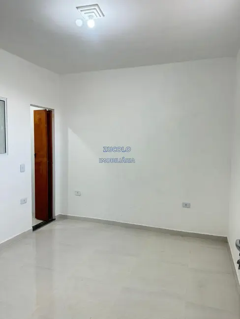 Foto 7 de Casa com 1 quarto para alugar, 50m2 em Jardim Cristiane, Santo Andre - SP