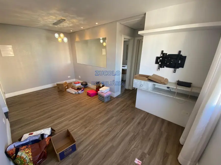 Foto 2 de Apartamento com 2 quartos para alugar, 60m2 em Baeta Neves, Sao Bernardo Do Campo - SP