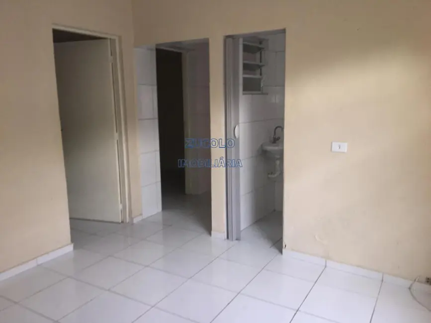 Foto 3 de Casa com 3 quartos para alugar, 100m2 em Cidade São Jorge, Santo Andre - SP