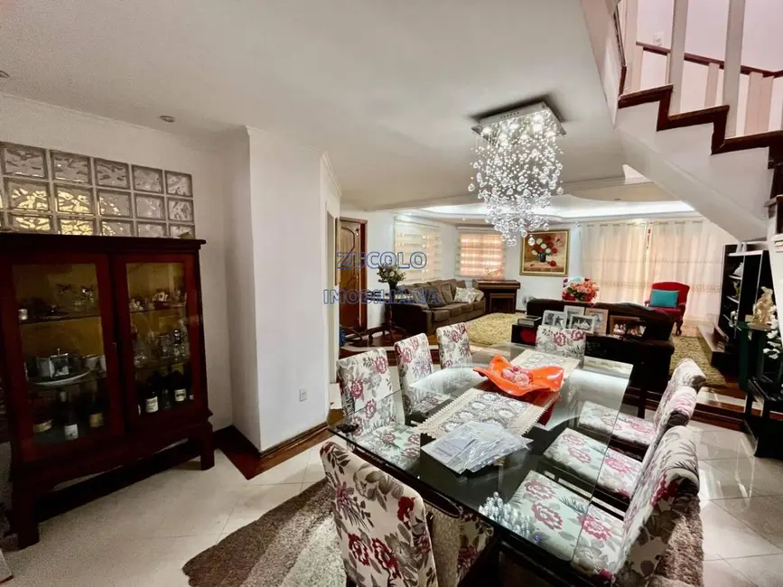 Foto 6 de Sobrado com 3 quartos para alugar, 312m2 em Anchieta, Sao Bernardo Do Campo - SP