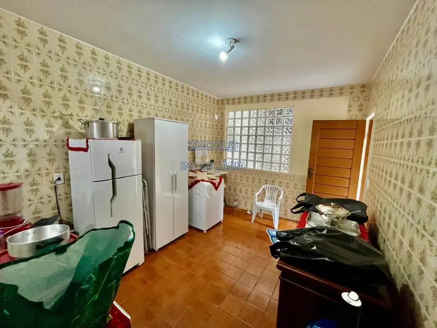 Foto 8 de Casa com 2 quartos à venda, 250m2 em Dos Casa, Sao Bernardo Do Campo - SP