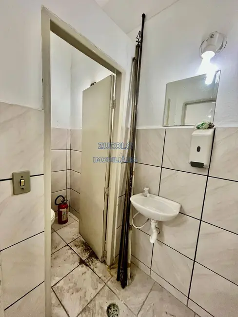 Foto 4 de Sala Comercial à venda, 60m2 em Piraporinha, Diadema - SP