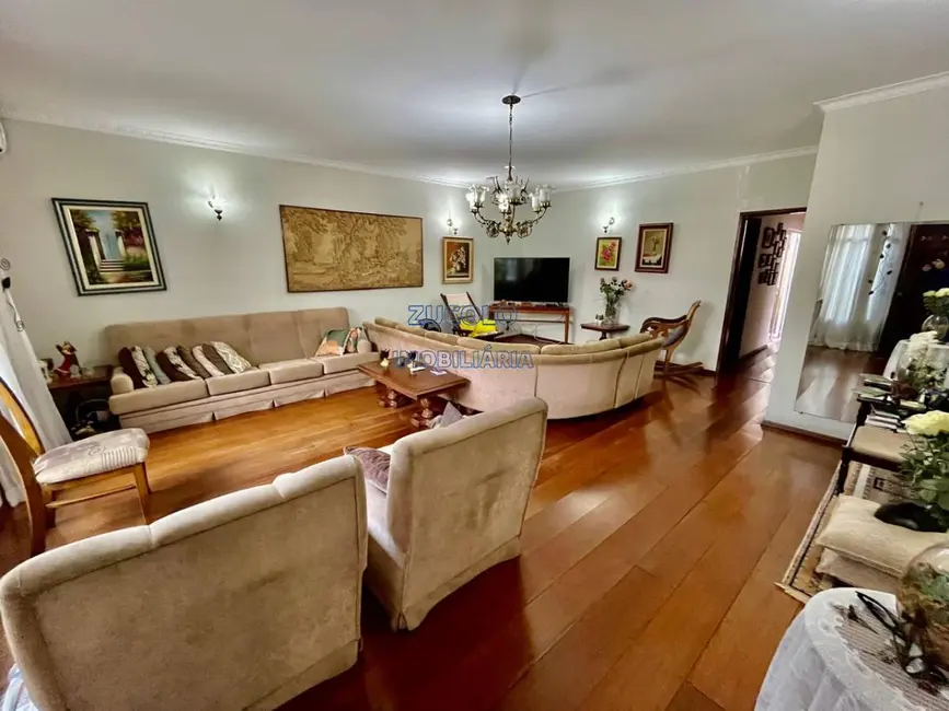 Foto 3 de Casa com 3 quartos para alugar, 400m2 em Nova Petrópolis, Sao Bernardo Do Campo - SP