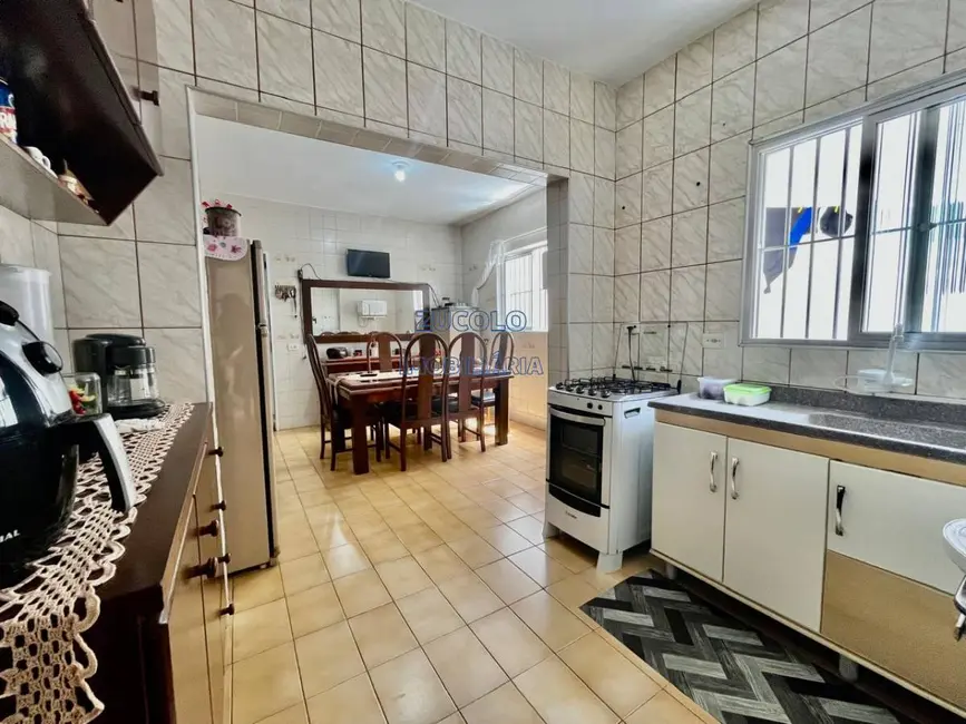 Sobrado com 3 quartos à venda, 165m2 em Jardim Las Vegas, Santo Andre - SP - imagem 6 Foto 6 de Sobrado com 3 quartos à venda, 165m2 em Jardim Las Vegas, Santo Andre - SP