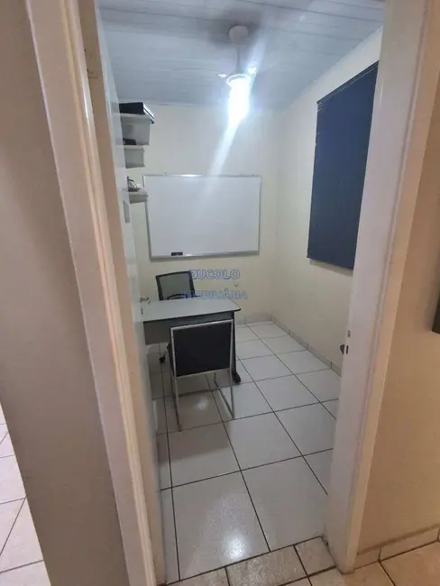 Foto 8 de Casa com 4 quartos para alugar, 170m2 em Baeta Neves, Sao Bernardo Do Campo - SP