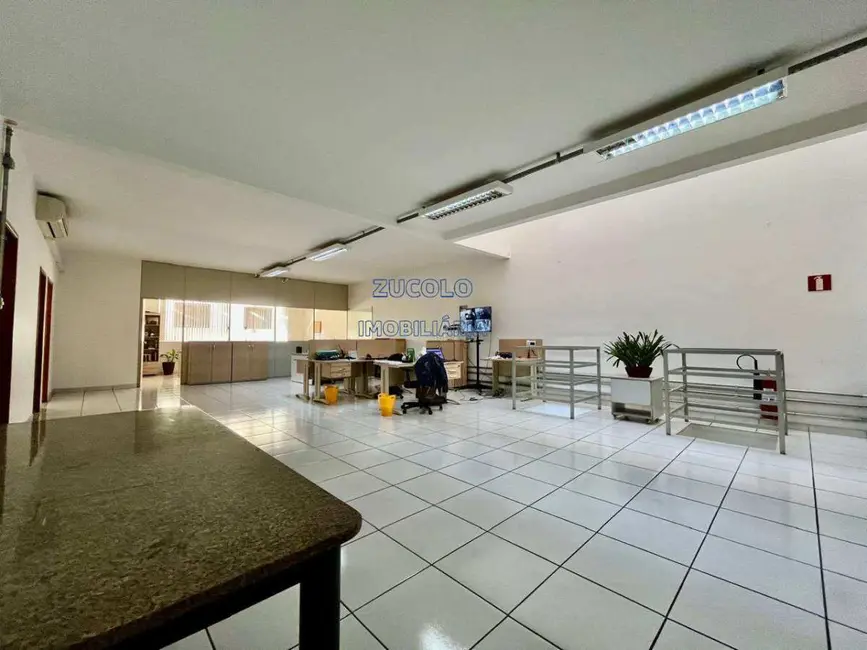 Foto 3 de Prédio Inteiro à venda, 709m2 em Vila Euclides, Sao Bernardo Do Campo - SP