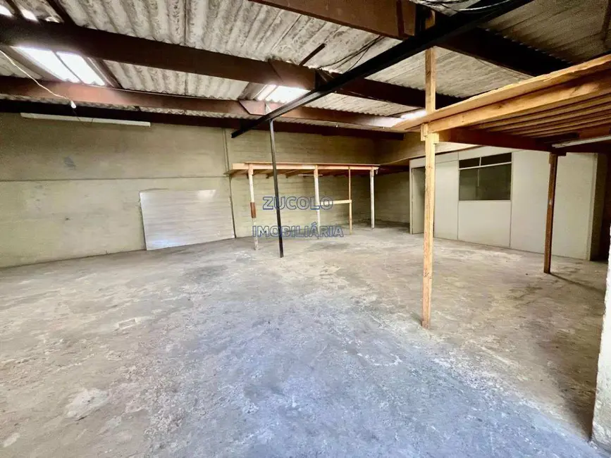 Foto 1 de Armazém / Galpão para alugar, 180m2 em Vila Euclides, Sao Bernardo Do Campo - SP