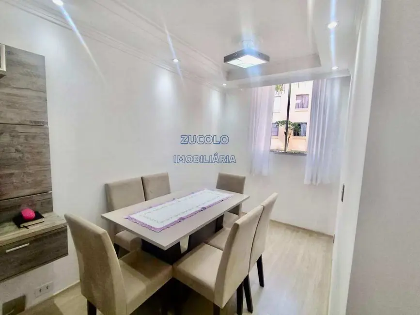 Foto 2 de Apartamento com 2 quartos à venda, 50m2 em Jardim Maria Estela, São Paulo - SP