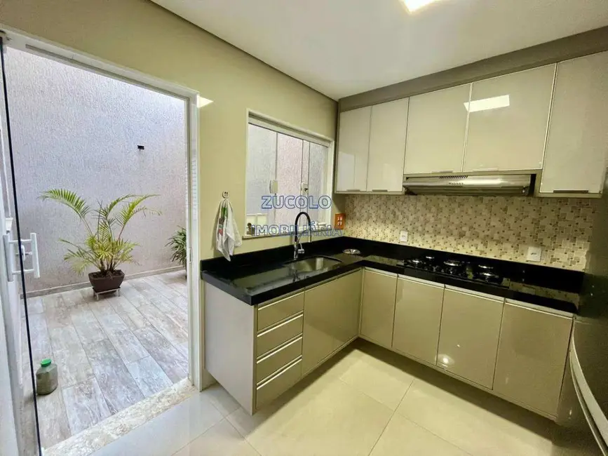 Foto 4 de Casa com 4 quartos à venda, 260m2 em Vila Camilópolis, Santo Andre - SP