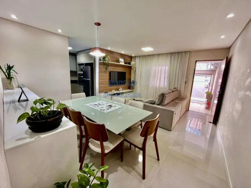 Foto 2 de Casa com 4 quartos à venda, 260m2 em Vila Camilópolis, Santo Andre - SP