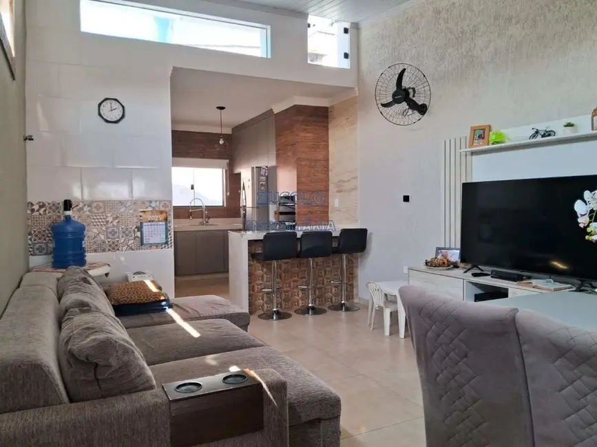 Casa com 3 quartos à venda, 200m2 em Parque Botujuru, Sao Bernardo Do Campo - SP - imagem 3 Foto 3 de Casa com 3 quartos à venda, 200m2 em Parque Botujuru, Sao Bernardo Do Campo - SP