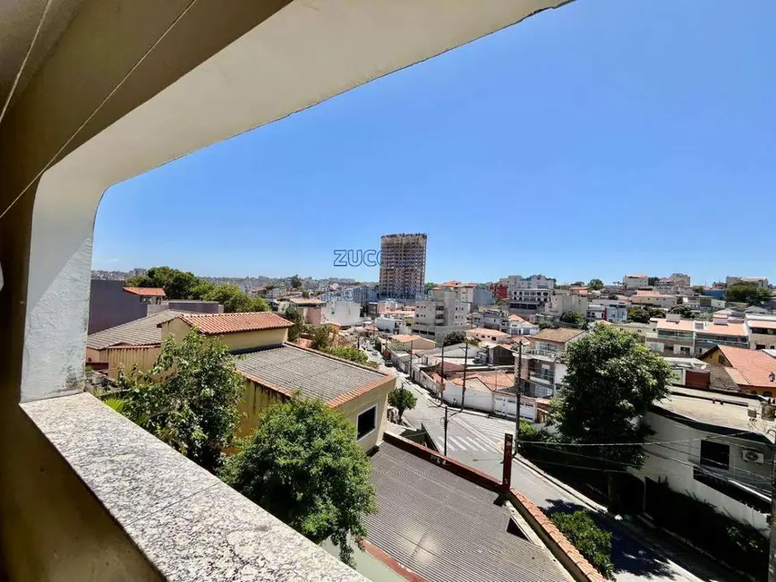 Sobrado com 3 quartos à venda, 288m2 em Vila Lucinda, Santo Andre - SP - imagem 8 Foto 8 de Sobrado com 3 quartos à venda, 288m2 em Vila Lucinda, Santo Andre - SP