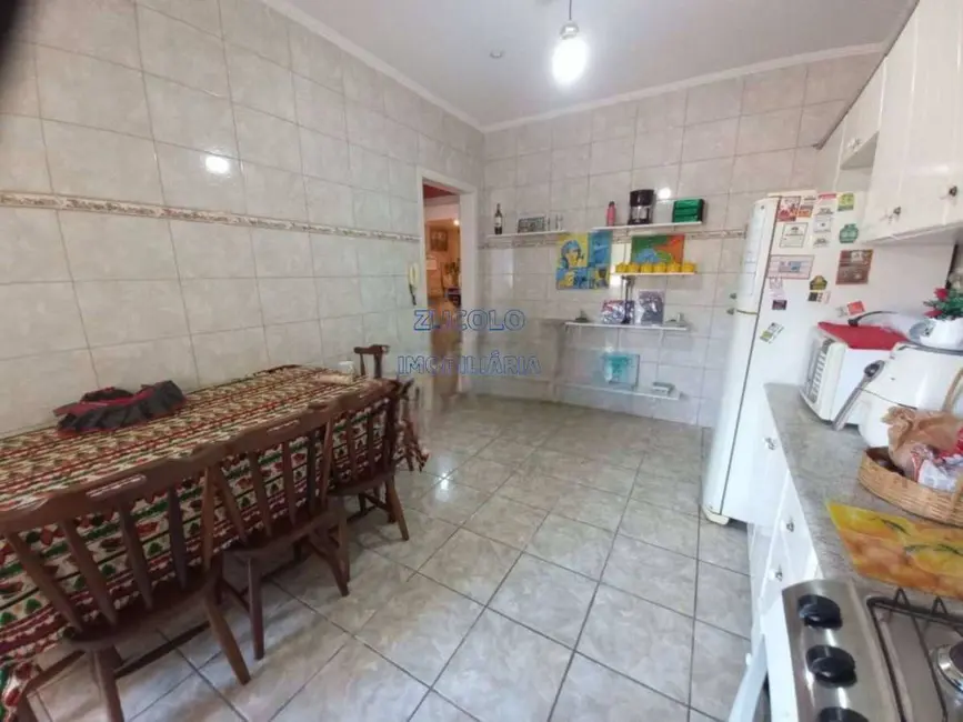Foto 6 de Casa com 4 quartos à venda, 191m2 em Jardim Cristiane, Santo Andre - SP