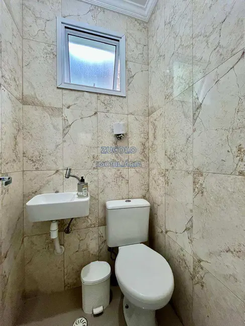 Sobrado com 3 quartos para alugar, 155m2 em Jardim Stella, Santo Andre - SP - imagem 6 Foto 6 de Sobrado com 3 quartos para alugar, 155m2 em Jardim Stella, Santo Andre - SP