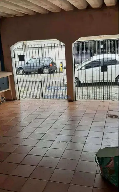 Casa com 3 quartos à venda, 140m2 em Alves Dias, Sao Bernardo Do Campo - SP - imagem 1 Foto 1 de Casa com 3 quartos à venda, 140m2 em Alves Dias, Sao Bernardo Do Campo - SP