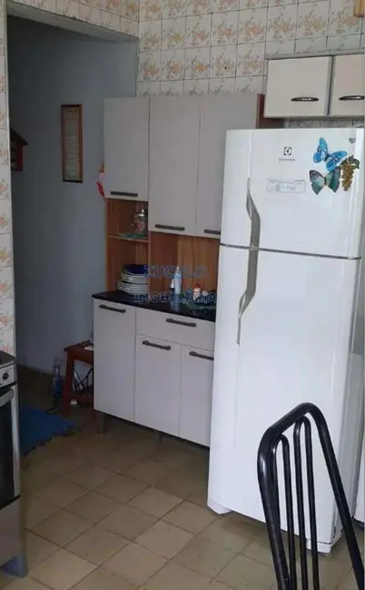 Casa com 3 quartos à venda, 140m2 em Alves Dias, Sao Bernardo Do Campo - SP - imagem 5 Foto 5 de Casa com 3 quartos à venda, 140m2 em Alves Dias, Sao Bernardo Do Campo - SP