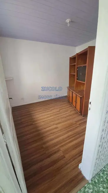 Foto 4 de Casa com 2 quartos para alugar, 90m2 em Baeta Neves, Sao Bernardo Do Campo - SP