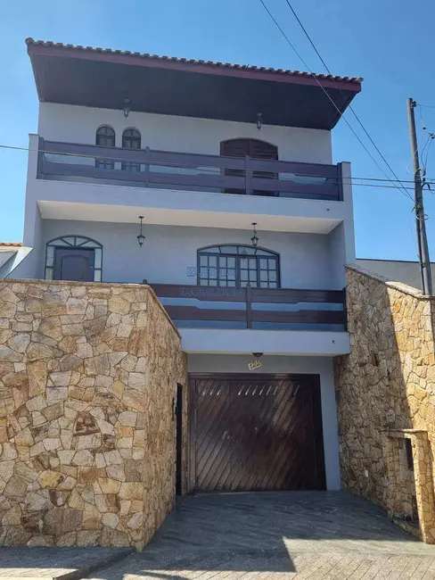 Sobrado com 3 quartos à venda, 220m2 em Jordanópolis, Sao Bernardo Do Campo - SP - imagem 1 Foto 1 de Sobrado com 3 quartos à venda, 220m2 em Jordanópolis, Sao Bernardo Do Campo - SP
