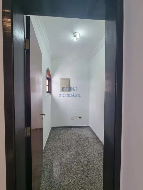 Sobrado com 3 quartos à venda, 220m2 em Jordanópolis, Sao Bernardo Do Campo - SP - imagem 8 Foto 8 de Sobrado com 3 quartos à venda, 220m2 em Jordanópolis, Sao Bernardo Do Campo - SP
