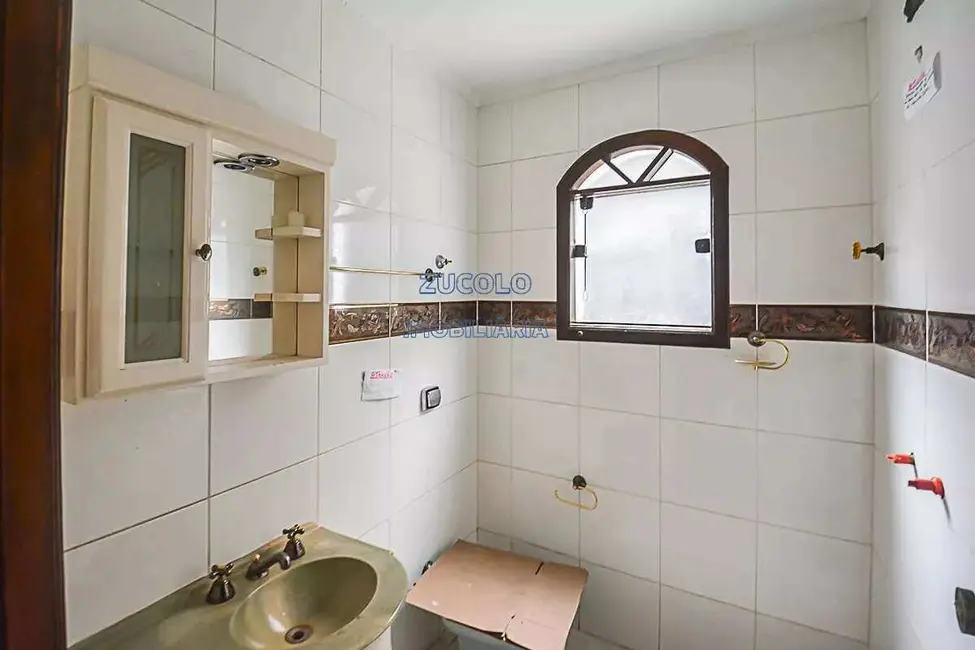 Casa com 3 quartos à venda, 195m2 em Nova Petrópolis, Sao Bernardo Do Campo - SP - imagem 9 Foto 9 de Casa com 3 quartos à venda, 195m2 em Nova Petrópolis, Sao Bernardo Do Campo - SP