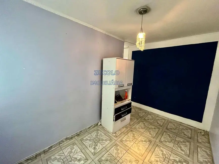 Foto 2 de Apartamento com 2 quartos para alugar, 50m2 em Vila Aquilino, Santo Andre - SP