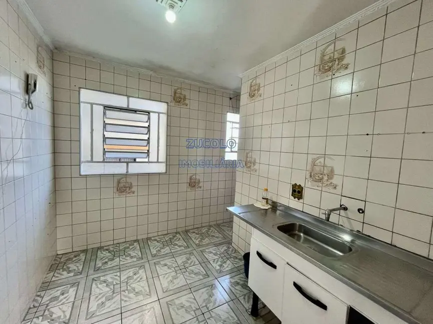 Foto 4 de Apartamento com 2 quartos para alugar, 50m2 em Vila Aquilino, Santo Andre - SP
