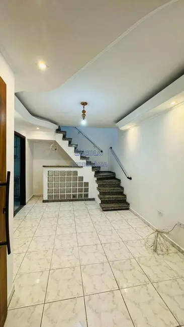 Foto 1 de Casa de Condomínio com 2 quartos para alugar, 100m2 em Vila Ivone, São Paulo - SP