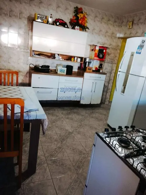 Casa com 4 quartos à venda, 170m2 em Vila Nogueira, Diadema - SP - imagem 5 Foto 5 de Casa com 4 quartos à venda, 170m2 em Vila Nogueira, Diadema - SP