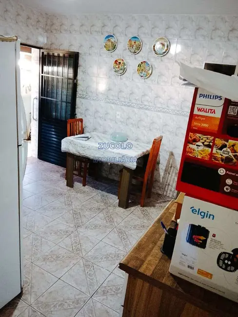 Casa com 4 quartos à venda, 170m2 em Vila Nogueira, Diadema - SP - imagem 2 Foto 2 de Casa com 4 quartos à venda, 170m2 em Vila Nogueira, Diadema - SP
