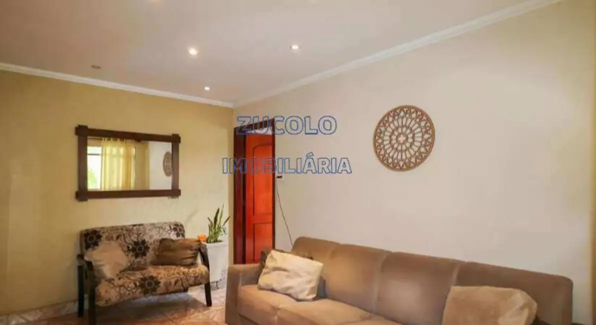 Foto 1 de Casa com 3 quartos à venda, 187m2 em Campanário, Diadema - SP