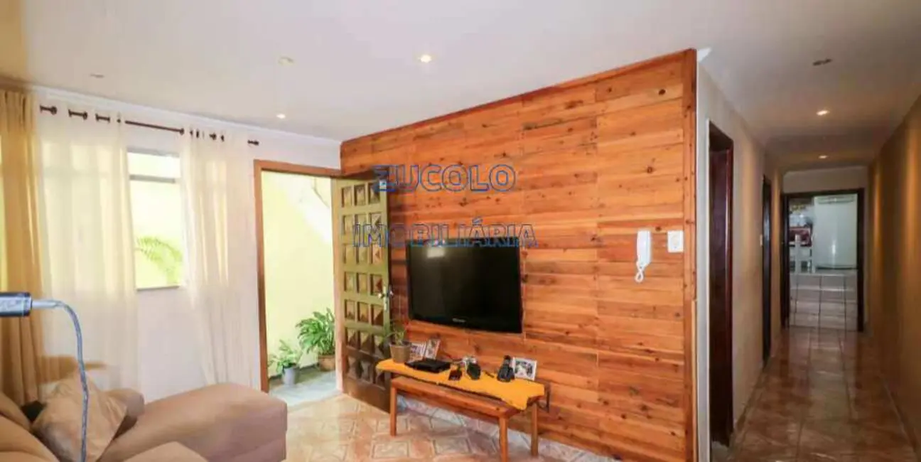 Foto 4 de Casa com 3 quartos à venda, 187m2 em Campanário, Diadema - SP
