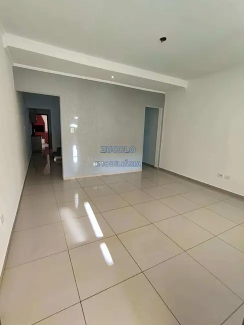 Sobrado com 3 quartos à venda, 230m2 em Campestre, Santo Andre - SP - imagem 4 Foto 4 de Sobrado com 3 quartos à venda, 230m2 em Campestre, Santo Andre - SP