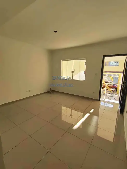 Sobrado com 3 quartos à venda, 230m2 em Campestre, Santo Andre - SP - imagem 6 Foto 6 de Sobrado com 3 quartos à venda, 230m2 em Campestre, Santo Andre - SP