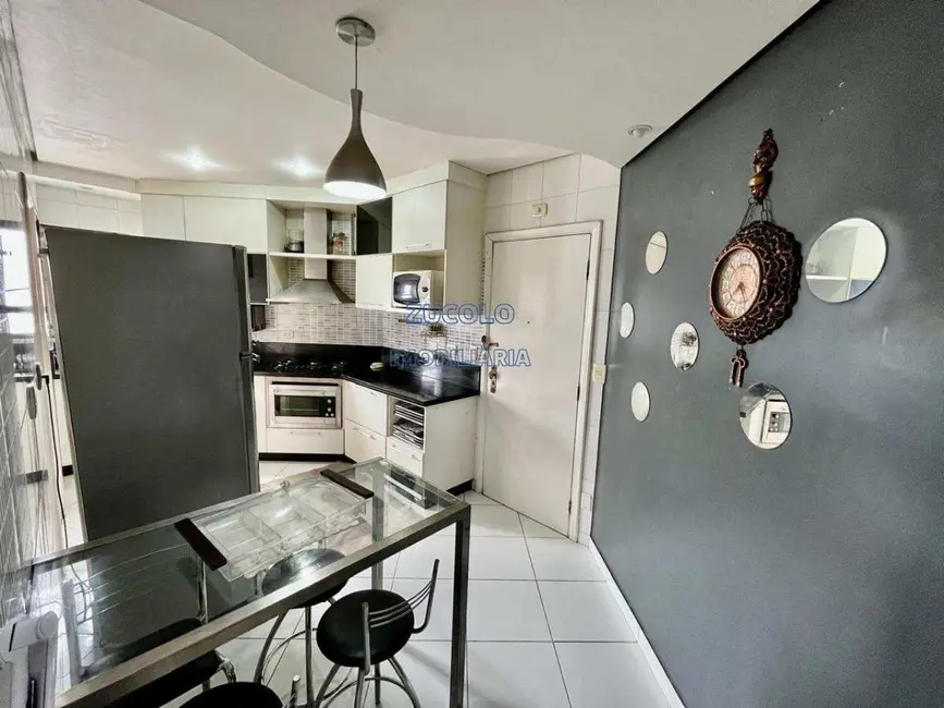 Apartamento com 3 quartos para alugar, 110m2 em Vila Euclides, Sao Bernardo Do Campo - SP - imagem 7 Foto 7 de Apartamento com 3 quartos para alugar, 110m2 em Vila Euclides, Sao Bernardo Do Campo - SP