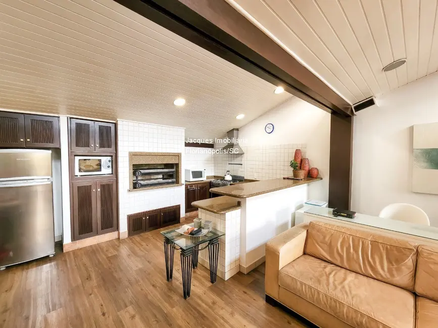 Apartamento com 3 quartos à venda, 329m2 em Centro, Florianopolis - SC - imagem 4 Foto 4 de Apartamento com 3 quartos à venda, 329m2 em Centro, Florianopolis - SC
