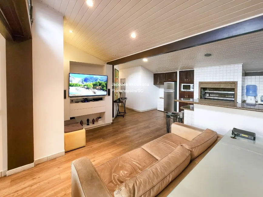 Apartamento com 3 quartos à venda, 329m2 em Centro, Florianopolis - SC - imagem 6 Foto 6 de Apartamento com 3 quartos à venda, 329m2 em Centro, Florianopolis - SC
