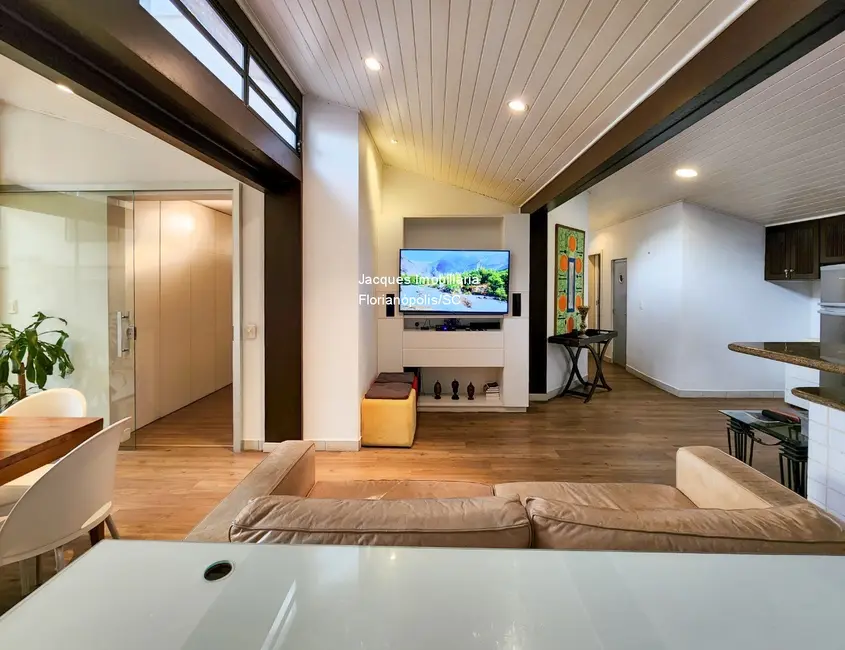 Apartamento com 3 quartos à venda, 329m2 em Centro, Florianopolis - SC - imagem 5 Foto 5 de Apartamento com 3 quartos à venda, 329m2 em Centro, Florianopolis - SC
