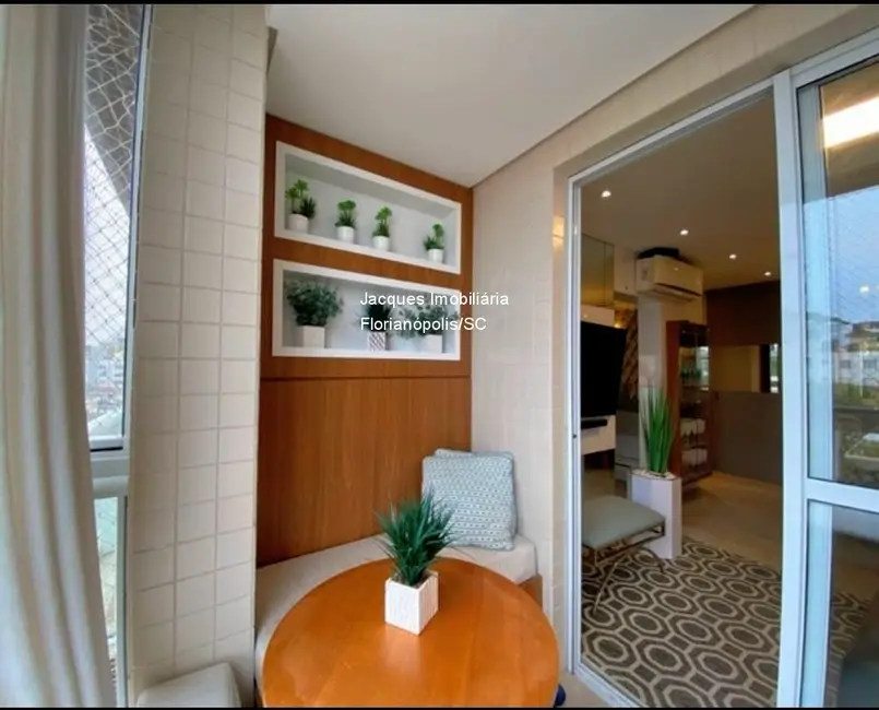 Apartamento com 3 quartos à venda, 127m2 em Coqueiros, Florianopolis - SC - imagem 7 Foto 7 de Apartamento com 3 quartos à venda, 127m2 em Coqueiros, Florianopolis - SC