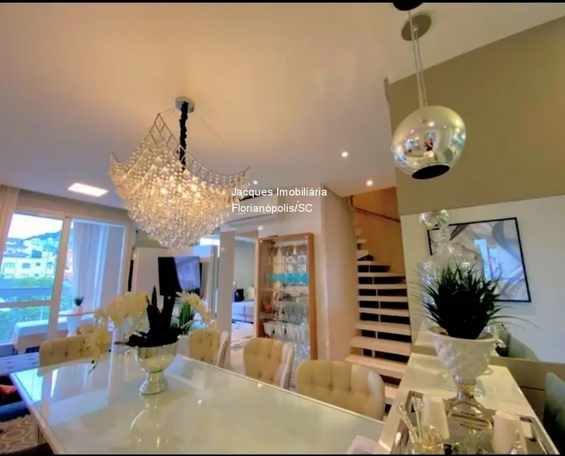 Foto 2 de Apartamento com 3 quartos à venda, 127m2 em Coqueiros, Florianopolis - SC