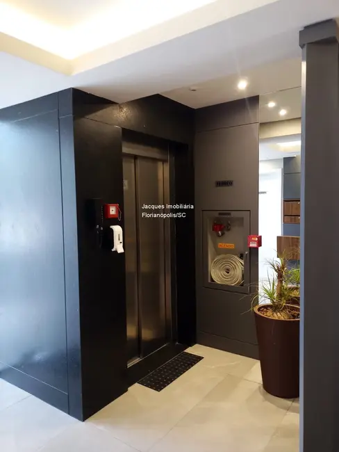 Foto 3 de Apartamento com 2 quartos à venda, 87m2 em Trindade, Florianopolis - SC