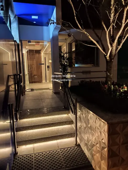 Foto 2 de Apartamento com 2 quartos à venda, 87m2 em Trindade, Florianopolis - SC