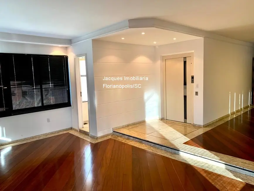 Foto 8 de Apartamento com 3 quartos à venda, 158m2 em Agronômica, Florianopolis - SC