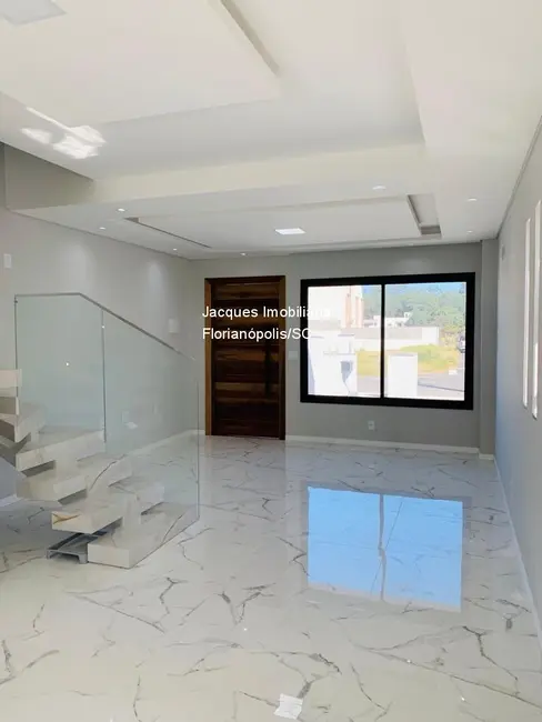 Foto 5 de Casa com 2 quartos à venda, 120m2 em São João do Rio Vermelho, Florianopolis - SC