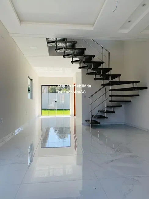 Foto 4 de Casa com 2 quartos à venda, 98m2 em São João do Rio Vermelho, Florianopolis - SC