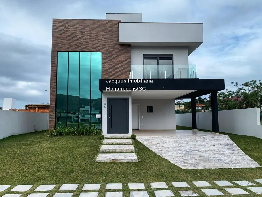 Foto 1 de Casa de Condomínio com 3 quartos à venda, 290m2 em São João do Rio Vermelho, Florianopolis - SC